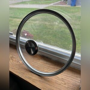 Le Creuset 10” Fry Pan Lid